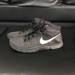 nike free trainer 3.0 mid